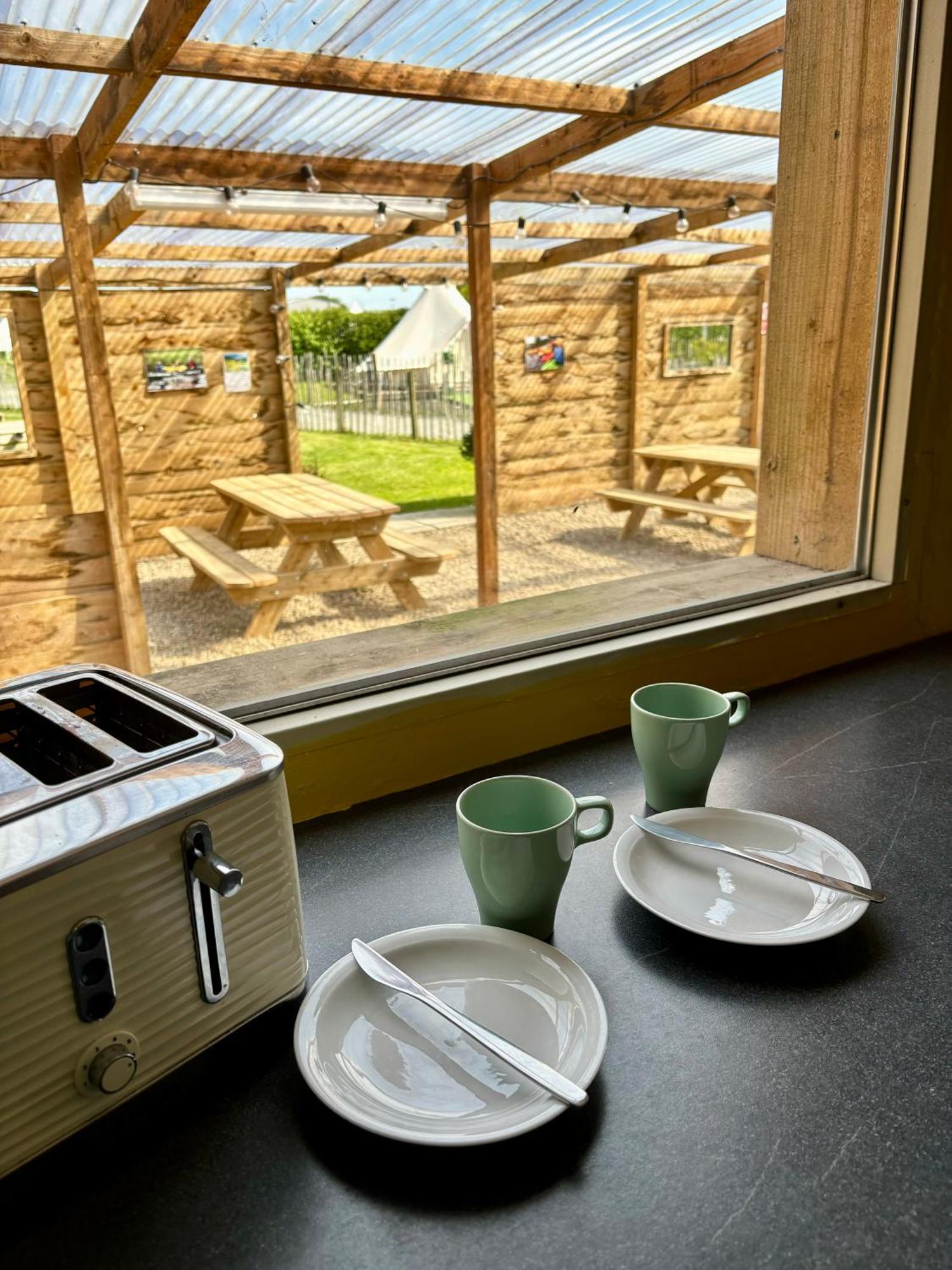 Hotel Carrowmena School House & Glamping Limavady Exteriér fotografie